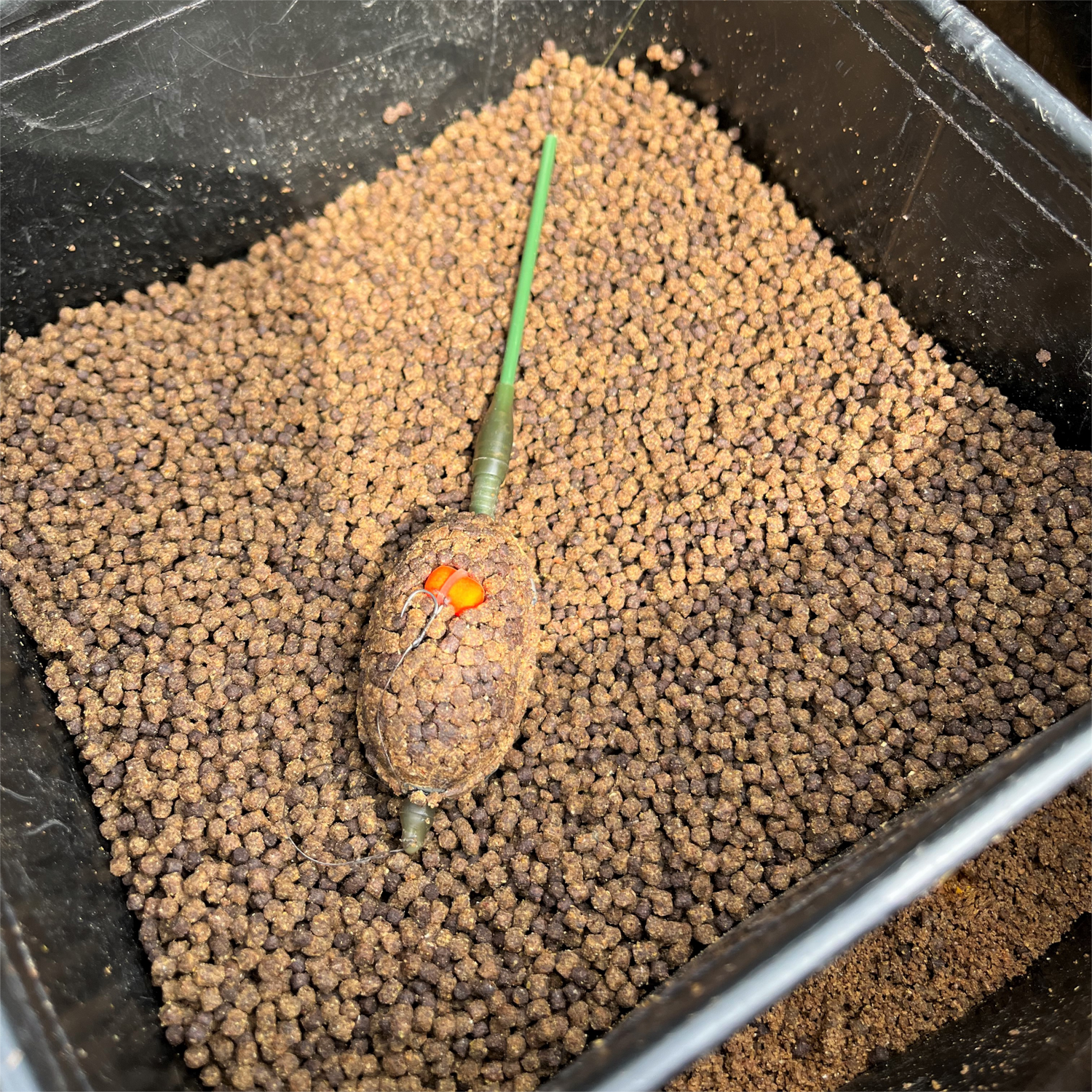 Pelete protein mix 4mm 900g Arrow Int. pentru nădire, atractivitate ridicată, putere mare de colare