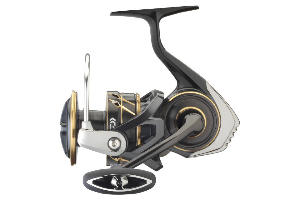 Mulinetă spinning Daiwa Caldia SW 8000-H, 6 rulmenți, 200m/0,40mm, raport 5,7:1, frână 15kg